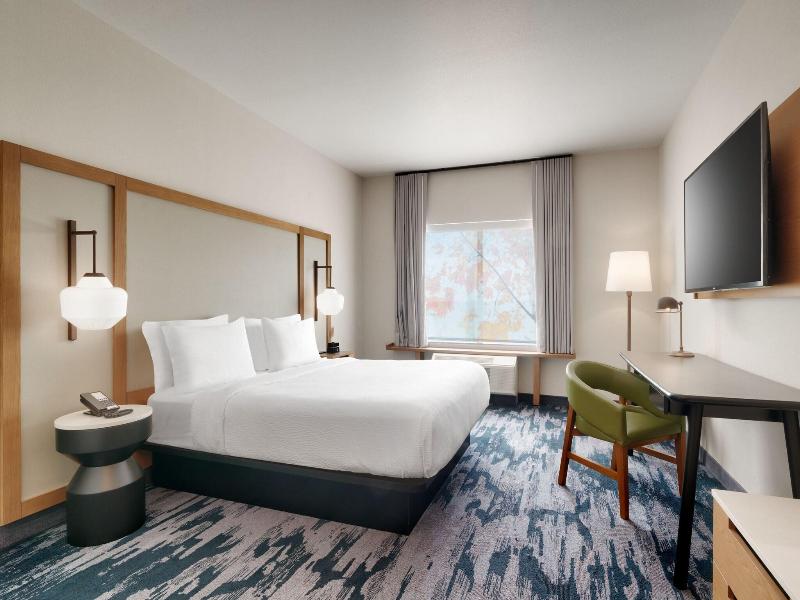 Fairfield Inn & Suites by Marriott Houston League  image
