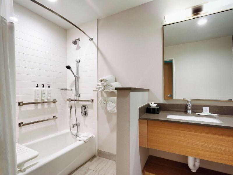 Fairfield Inn & Suites by Marriott Houston League  image