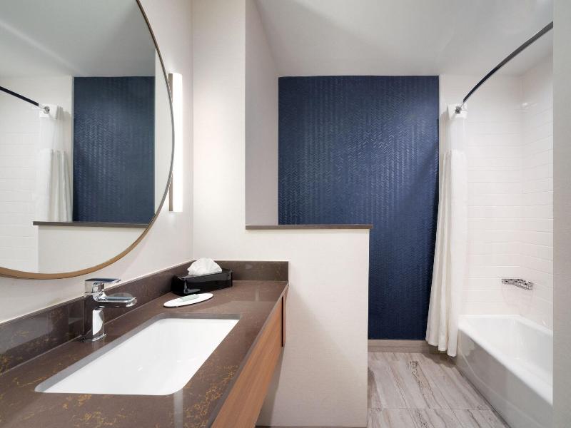 Fairfield Inn & Suites by Marriott Houston League  image