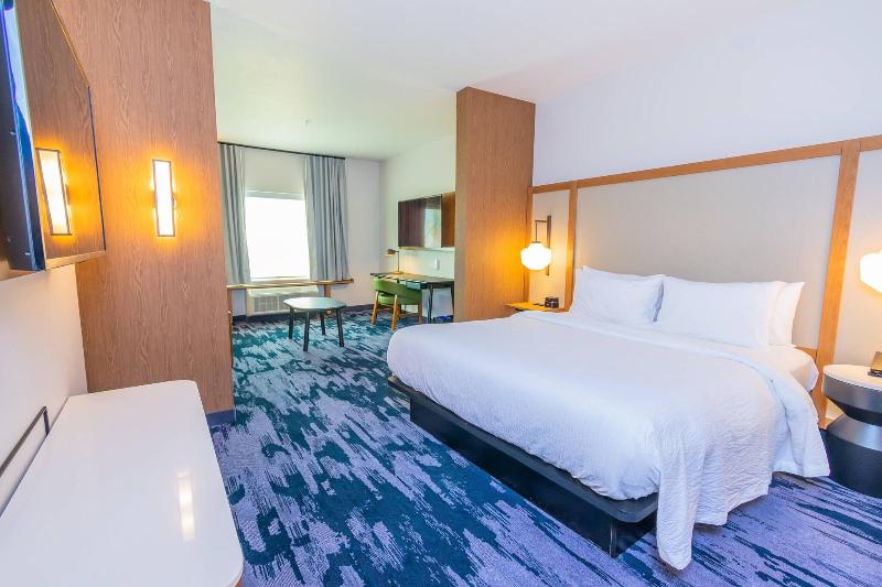 Fairfield Inn & Suites by Marriott Houston League  image