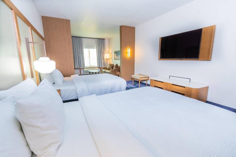 Fairfield Inn & Suites by Marriott Houston League  image
