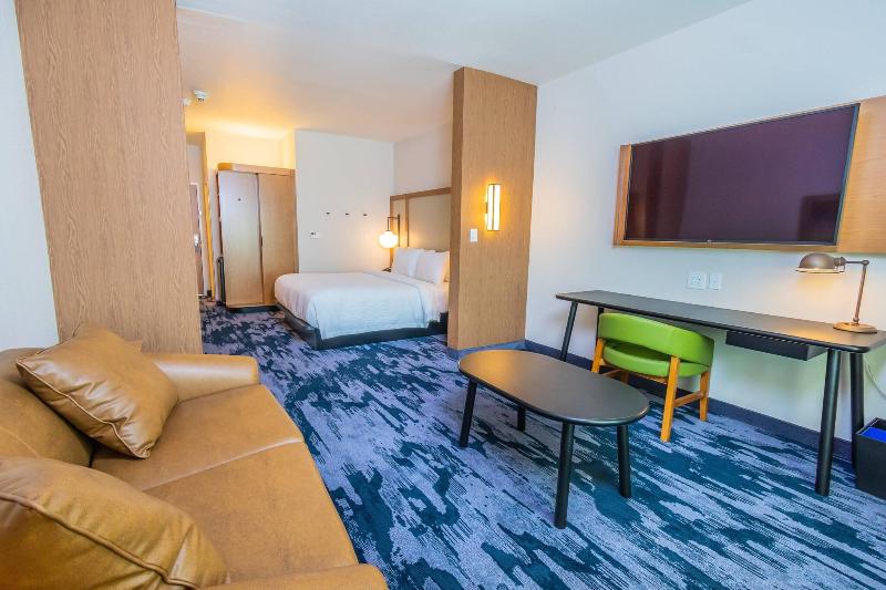 Fairfield Inn & Suites by Marriott Houston League  image