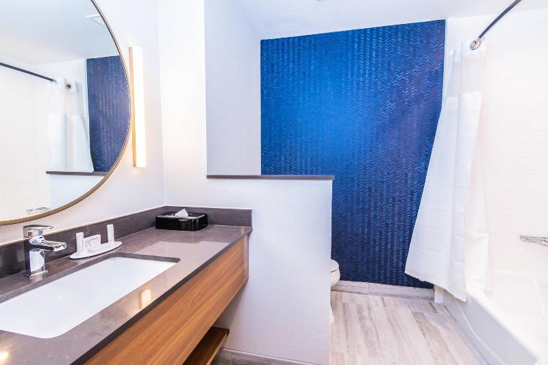 Fairfield Inn & Suites by Marriott Houston League  image