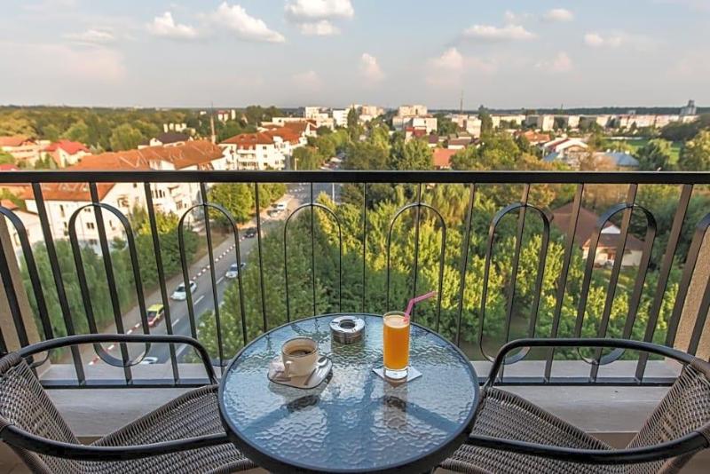 Hotel Edma image