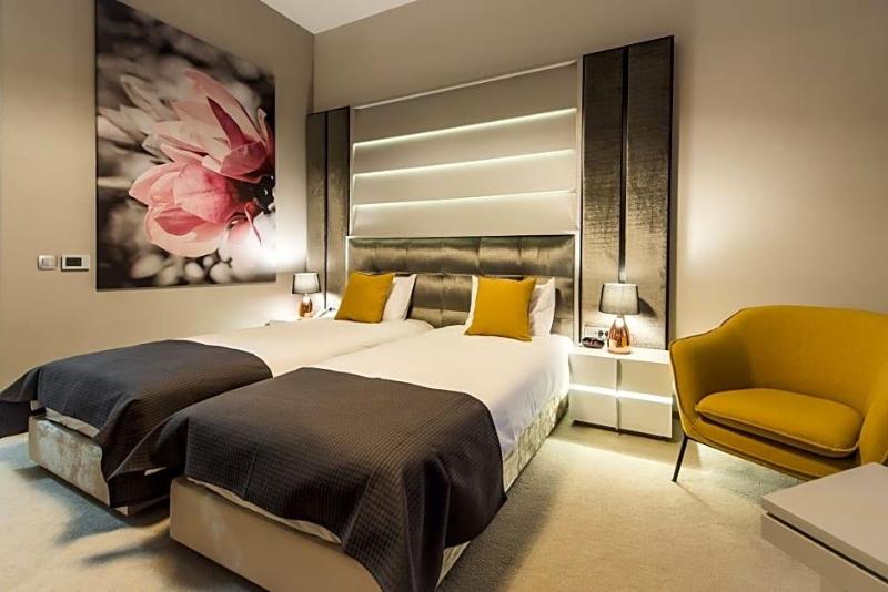 Hotel Edma image