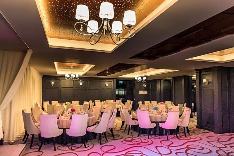 Hotel Edma image