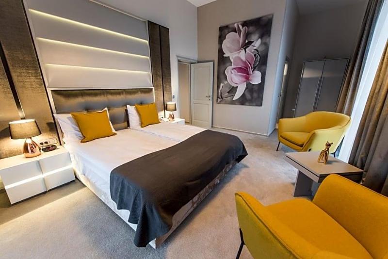 Hotel Edma image
