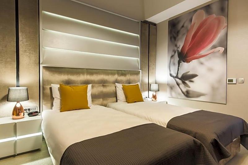 Hotel Edma image