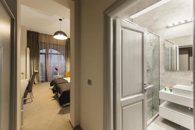 Hotel Edma image