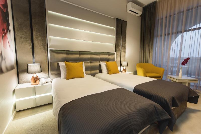 Hotel Edma image
