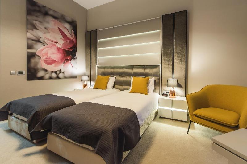 Hotel Edma image