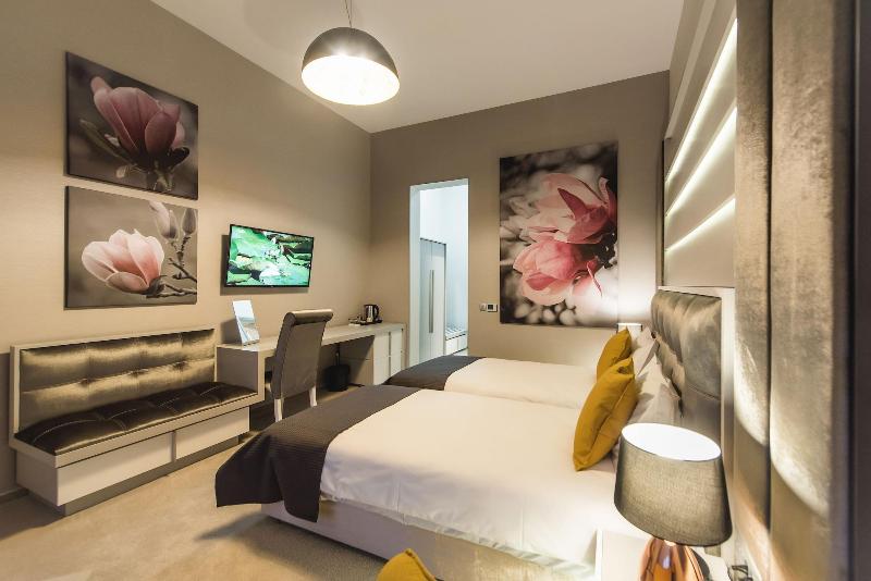 Hotel Edma image