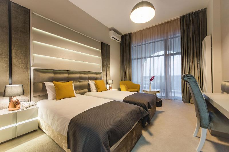 Hotel Edma image