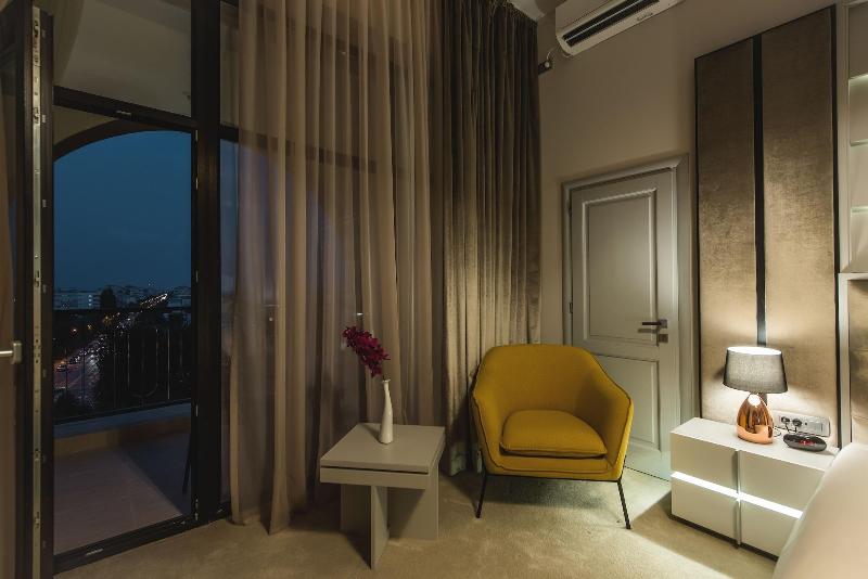Hotel Edma image
