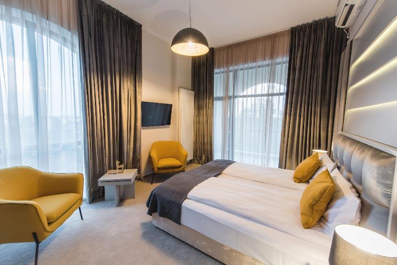 Hotel Edma image