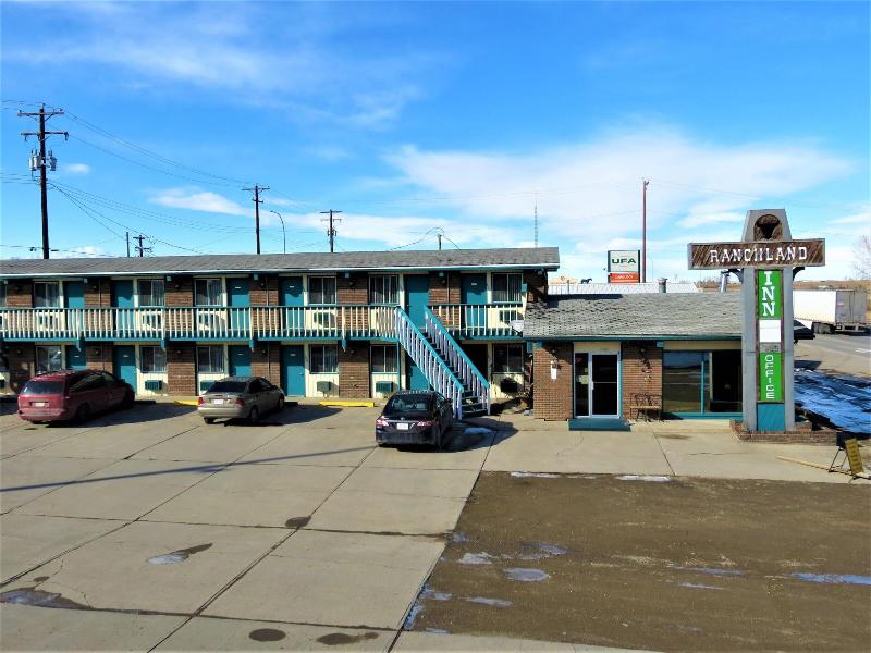 Ranchland Inn, Nanton