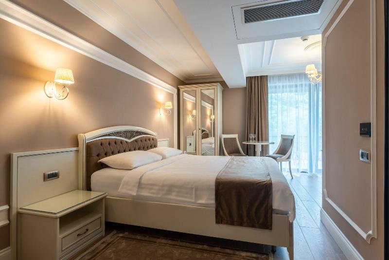 Hotel Gabriela image