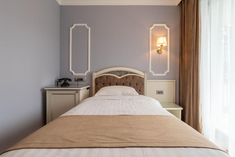 Hotel Gabriela image