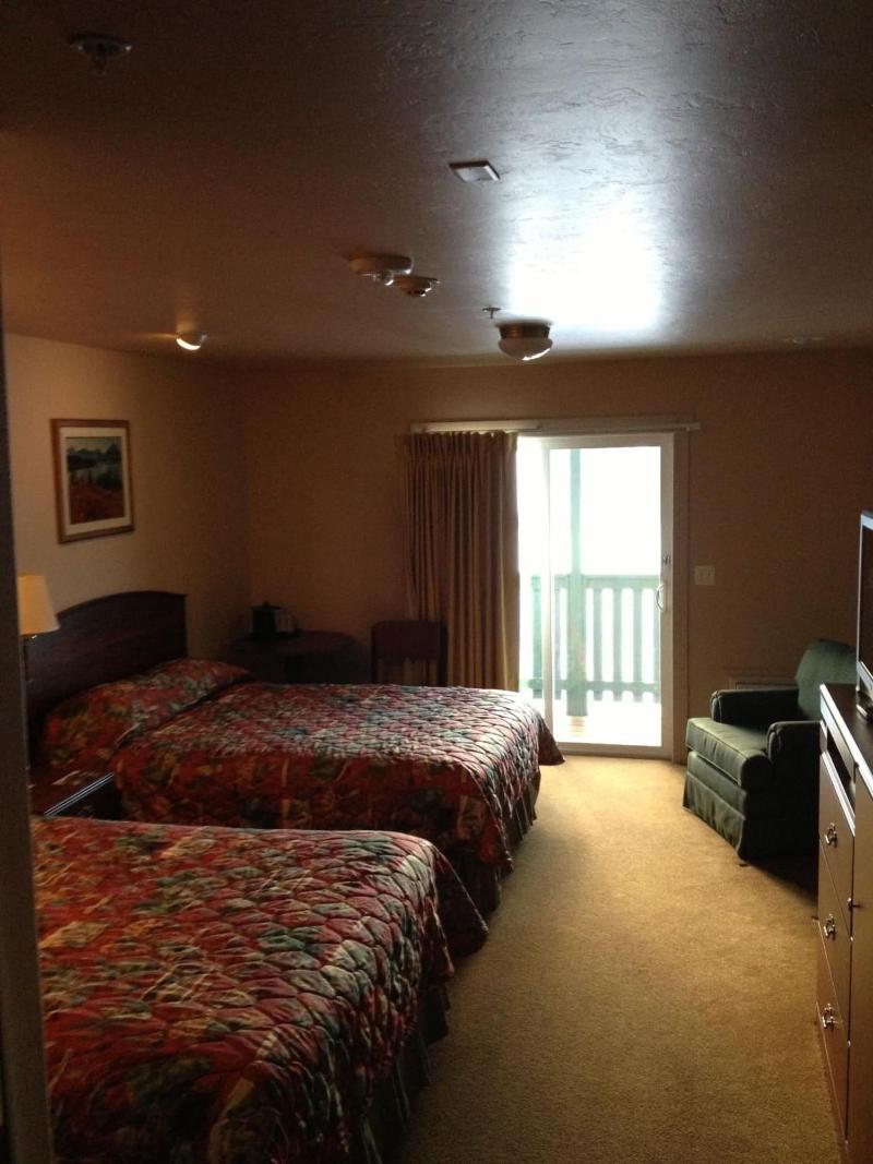 Flying Saddle Resort image 7