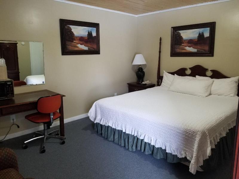 Fiesta City Motel image