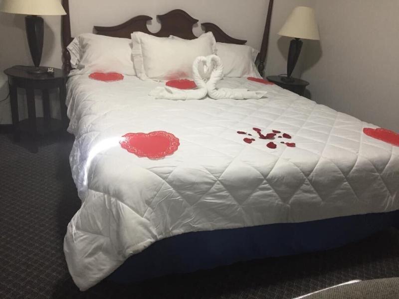 Fiesta City Motel image