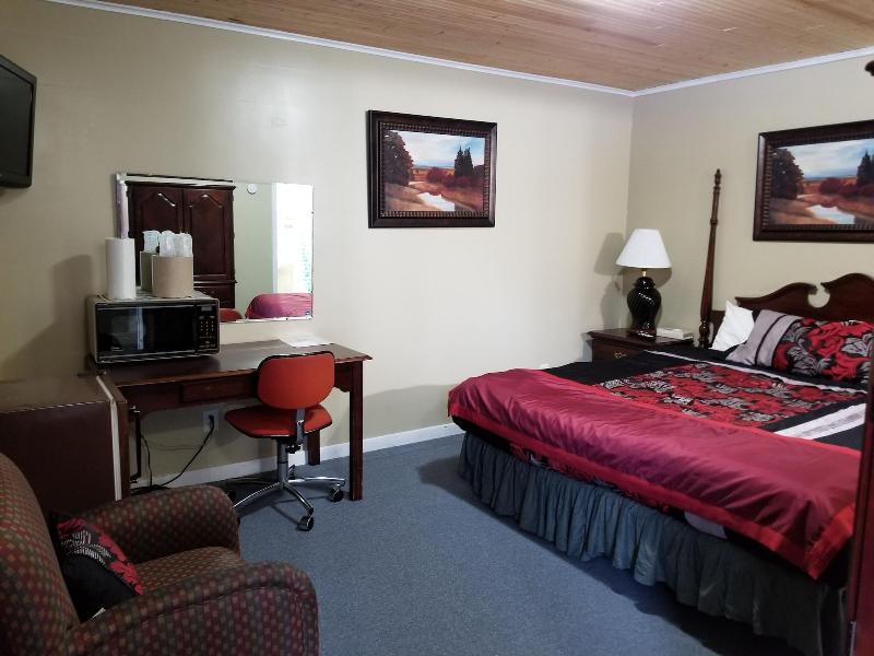 Fiesta City Motel image