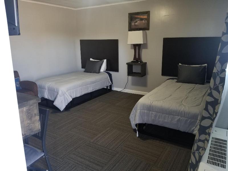Fiesta City Motel image