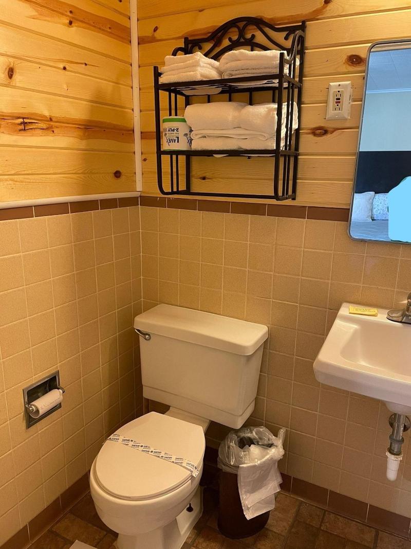 Fiesta City Motel image