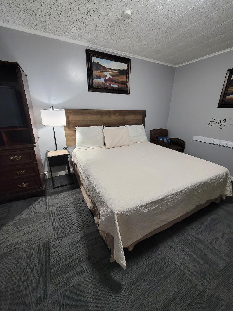 Fiesta City Motel image