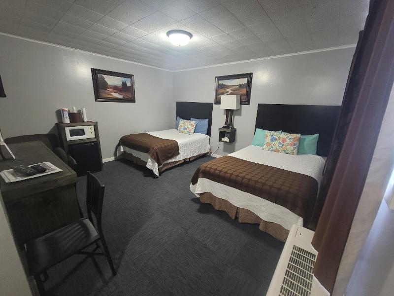 Fiesta City Motel image