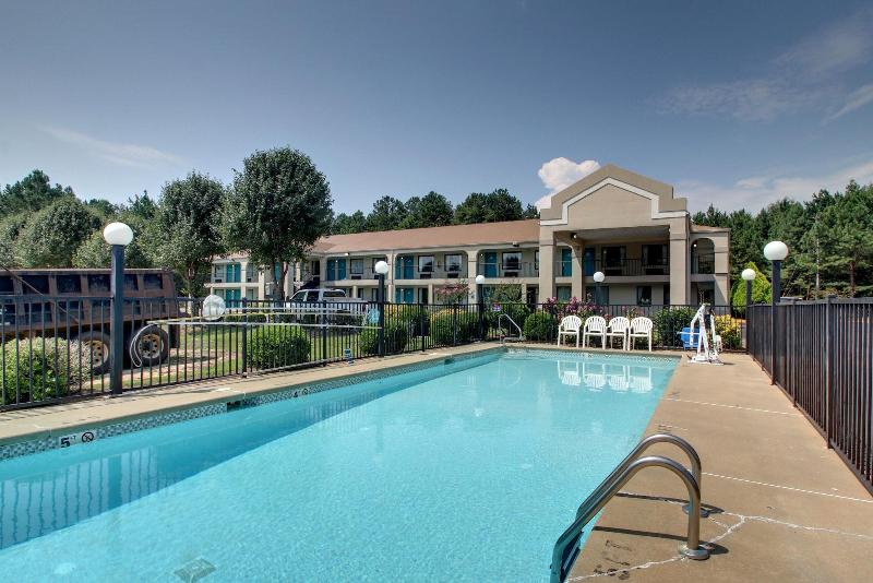 Key West Inn - Roanoke image