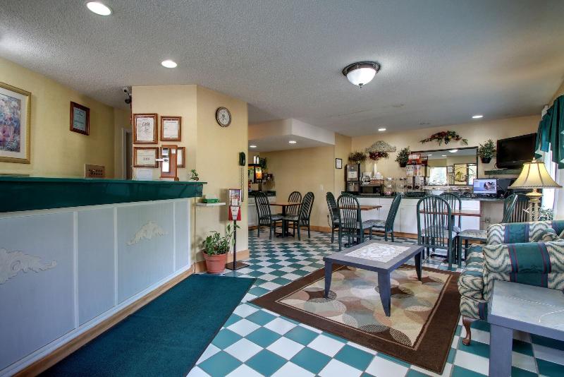 Key West Inn - Roanoke image