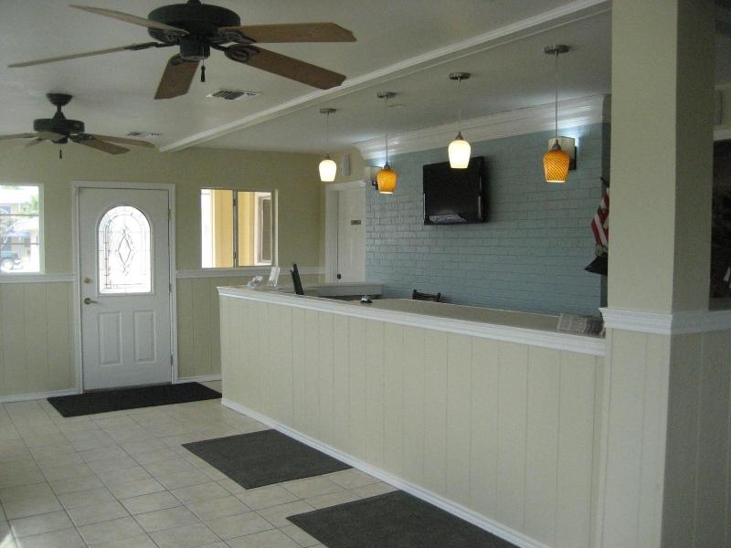 American Inn And Suites image