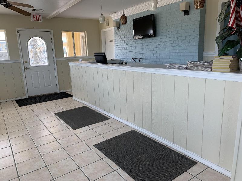 American Inn And Suites image