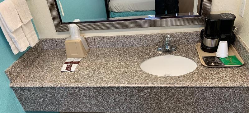 American Inn And Suites image
