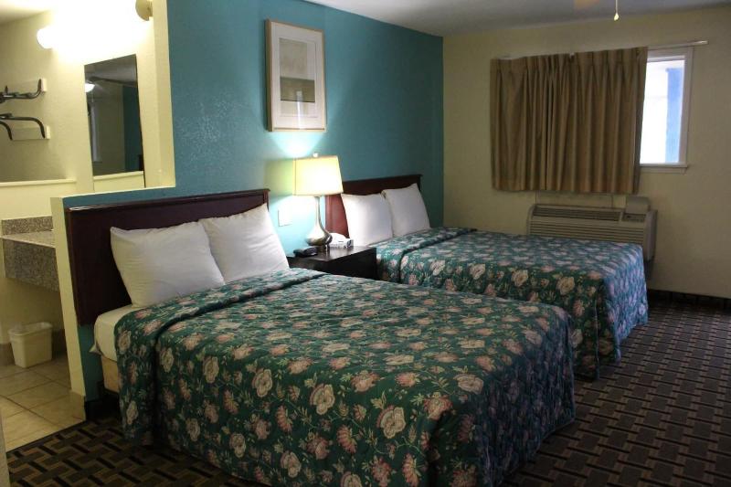 American Inn And Suites image