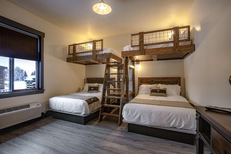 Compass Rose Lodge image