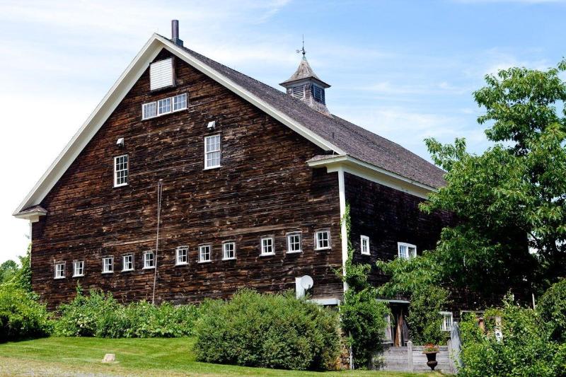 Gedney Farm image