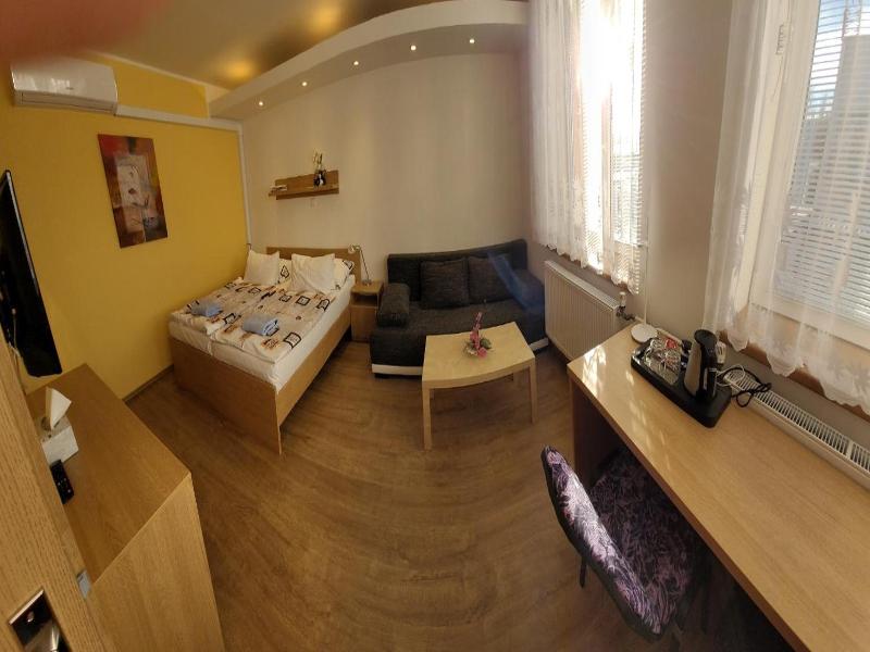 Hotel Gól Prostějov image