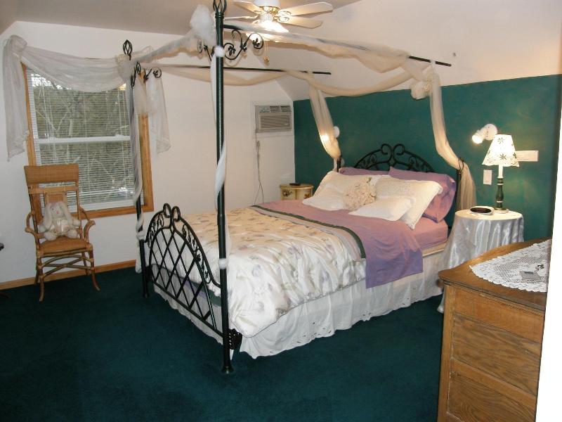 Berkshire Mountain House image