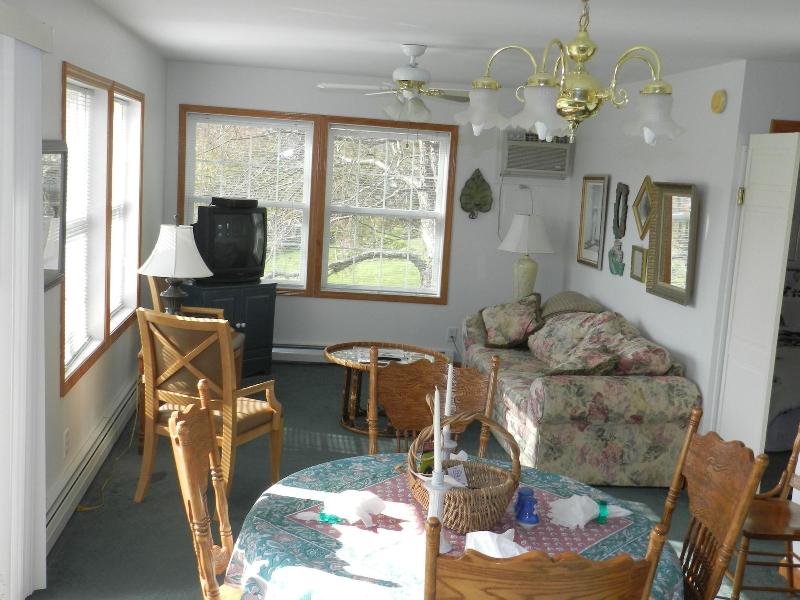 Berkshire Mountain House image