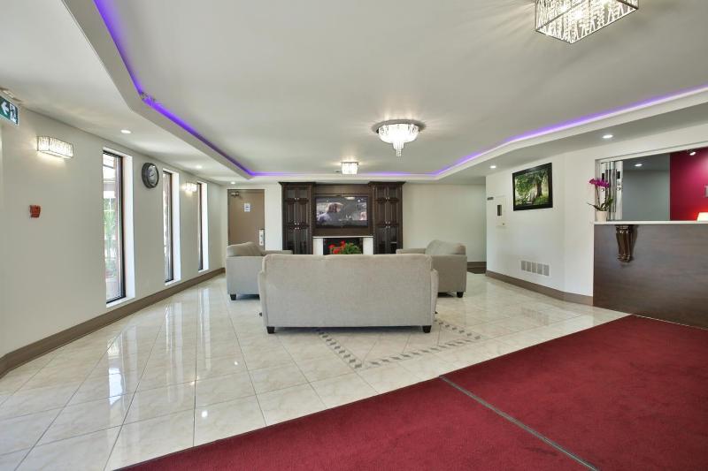 King Hotel image