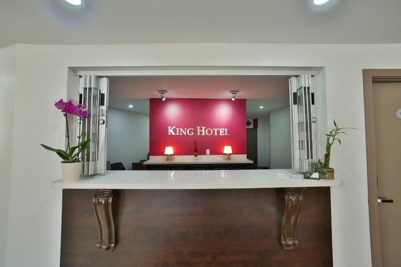 King Hotel image
