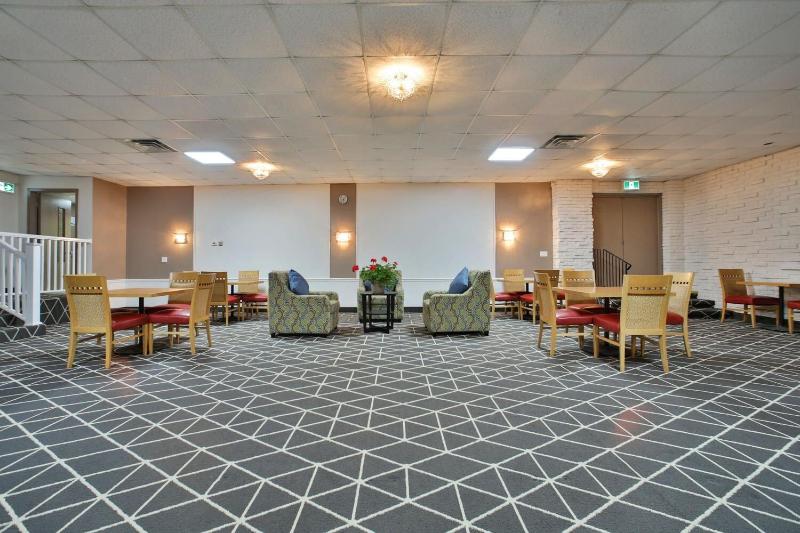 King Hotel image