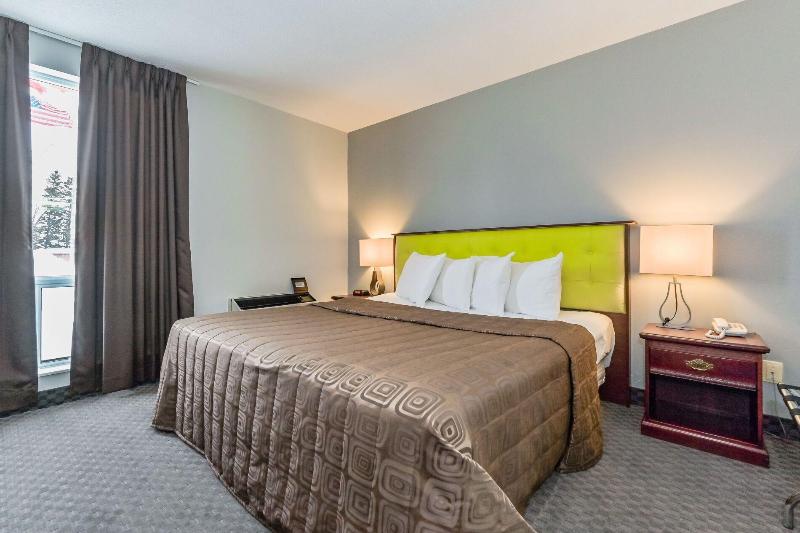 King Hotel image