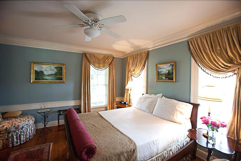The Farmhouse At Veritas image