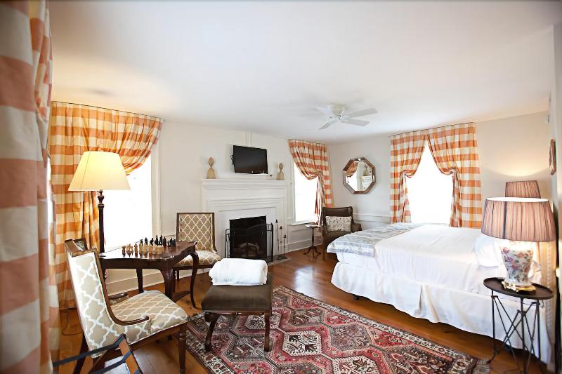 The Farmhouse At Veritas image