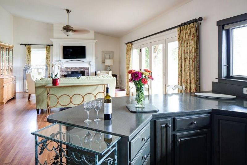 The Farmhouse At Veritas image