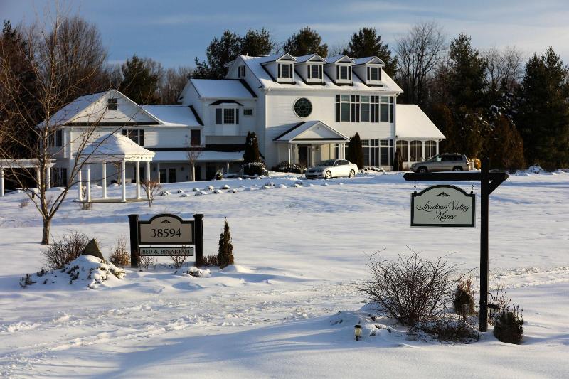 Loudoun Valley Manor image