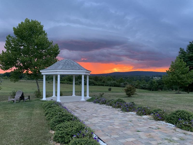 Loudoun Valley Manor image